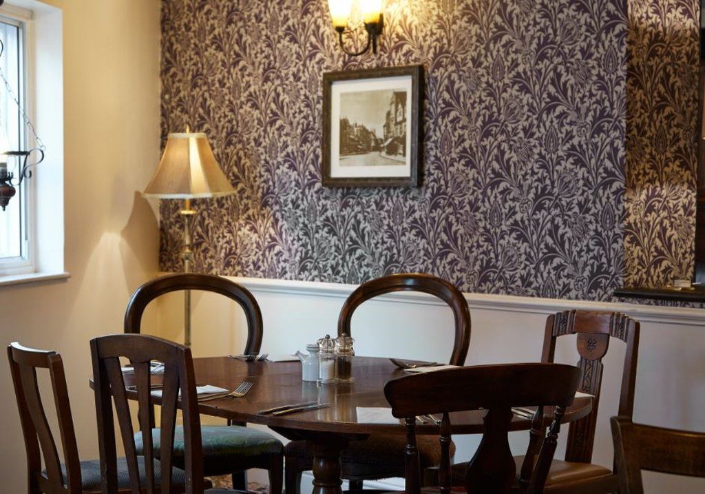 Bell Hotel By Greene King Inns Tewkesbury Restoran gambar